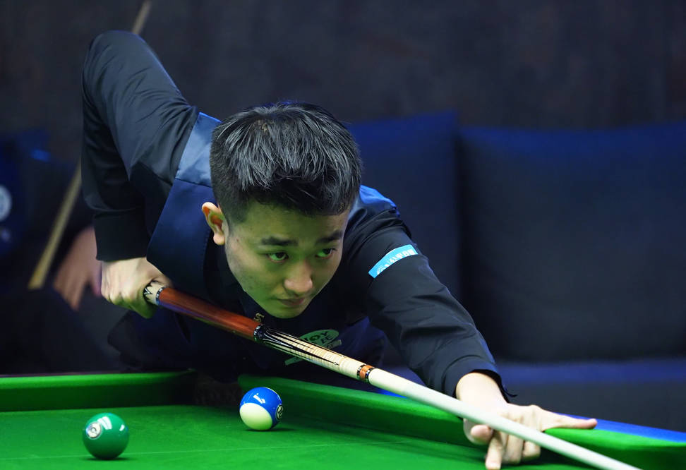 他结识了很 他结识了很