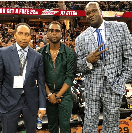 绿军落后两 绿军落后两